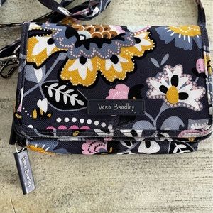Vera Bradley. Crossbody Wallet